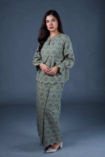 Queenie Eyelets Kurung Set - Olive