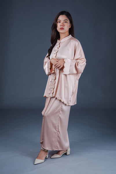 Ezzy Scallop Hem Kurung Set - Pink