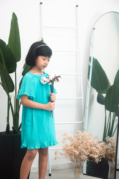 Melrose Label: Aryssa Pleated Girls Dress (Turquoise)