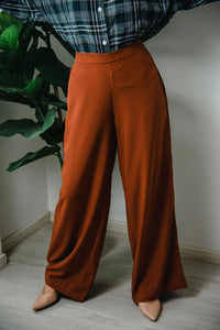 Melrose Label: Mia Palazzo Pants in Coco