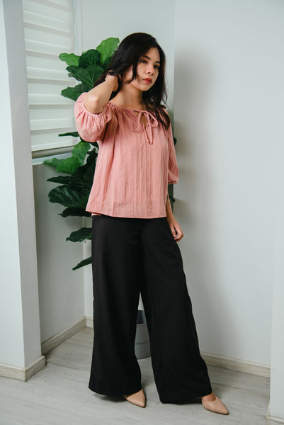 Melrose Label: Mia Palazzo Pants in Black