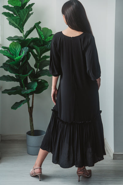 Melrose Label: Arin Swing Dress (Black)