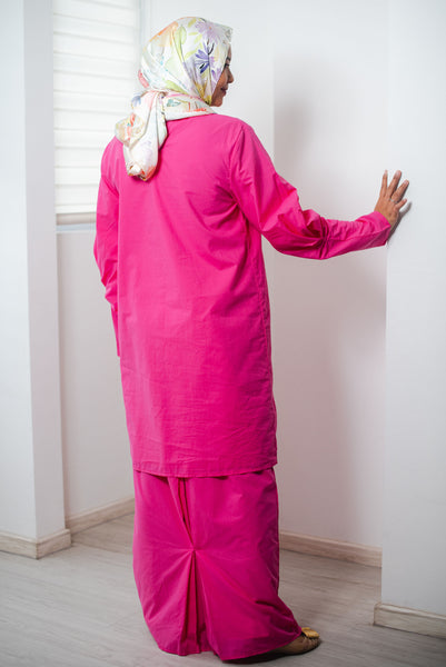 Melrose Label: Amaria Ruched Sleeve Adult Set in Fuchsia