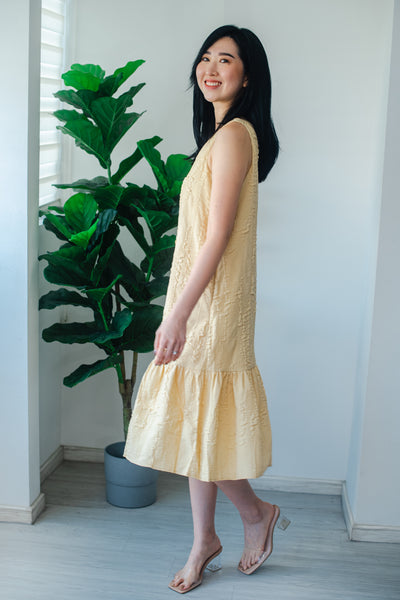 Zoey Two-way Texture Dress In Pastel Yellow