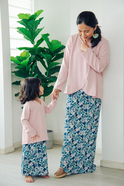 Melrose Label: Aisy Kurung Set - Pink | Adult