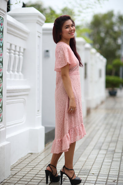 Melrose Label: Alita Drop-Tail Lace Dress in LightPink