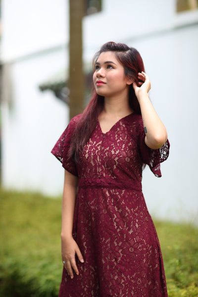 Melrose Label: Alita Drop-Tail Lace Dress in Maroon