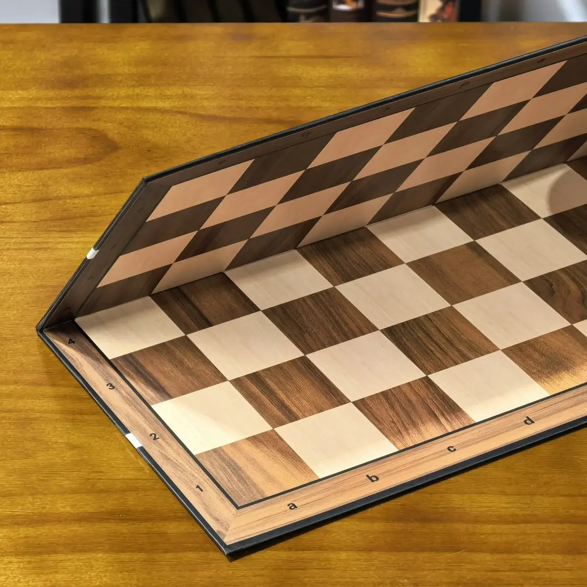 Close view of the folding chessboard